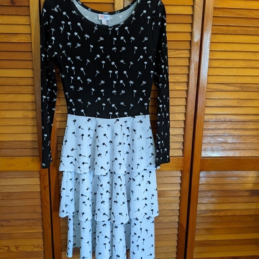 NWOT! LulaRoe Georgia Ruffled Dress Size Small